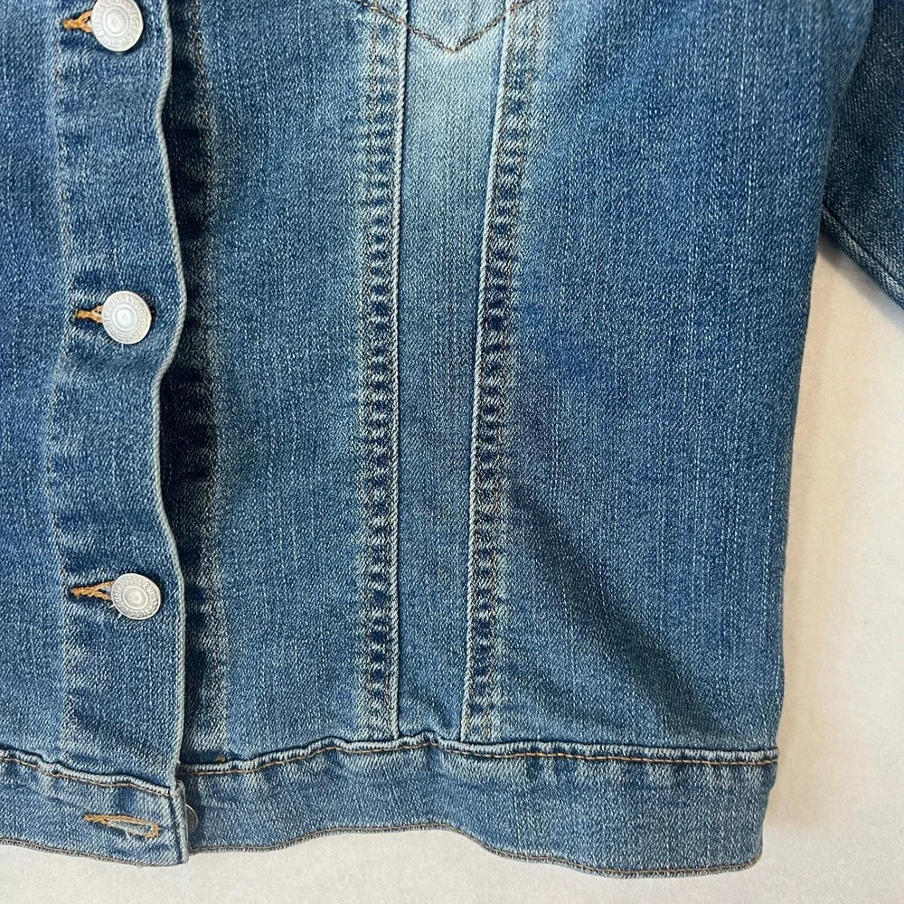 Levi's Women's M Denim Trucker Jacket Blue Button Sherpa Fur Trim 90s‎ Y2k